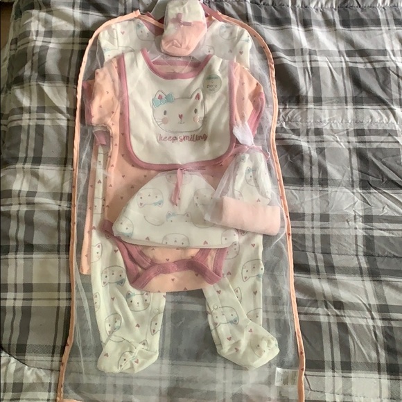 Baby Gear Other - 9 Piece baby girl set